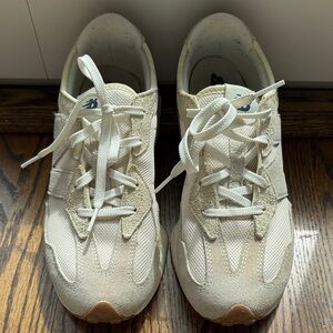 New Balance Kids Beige and White Sneakers